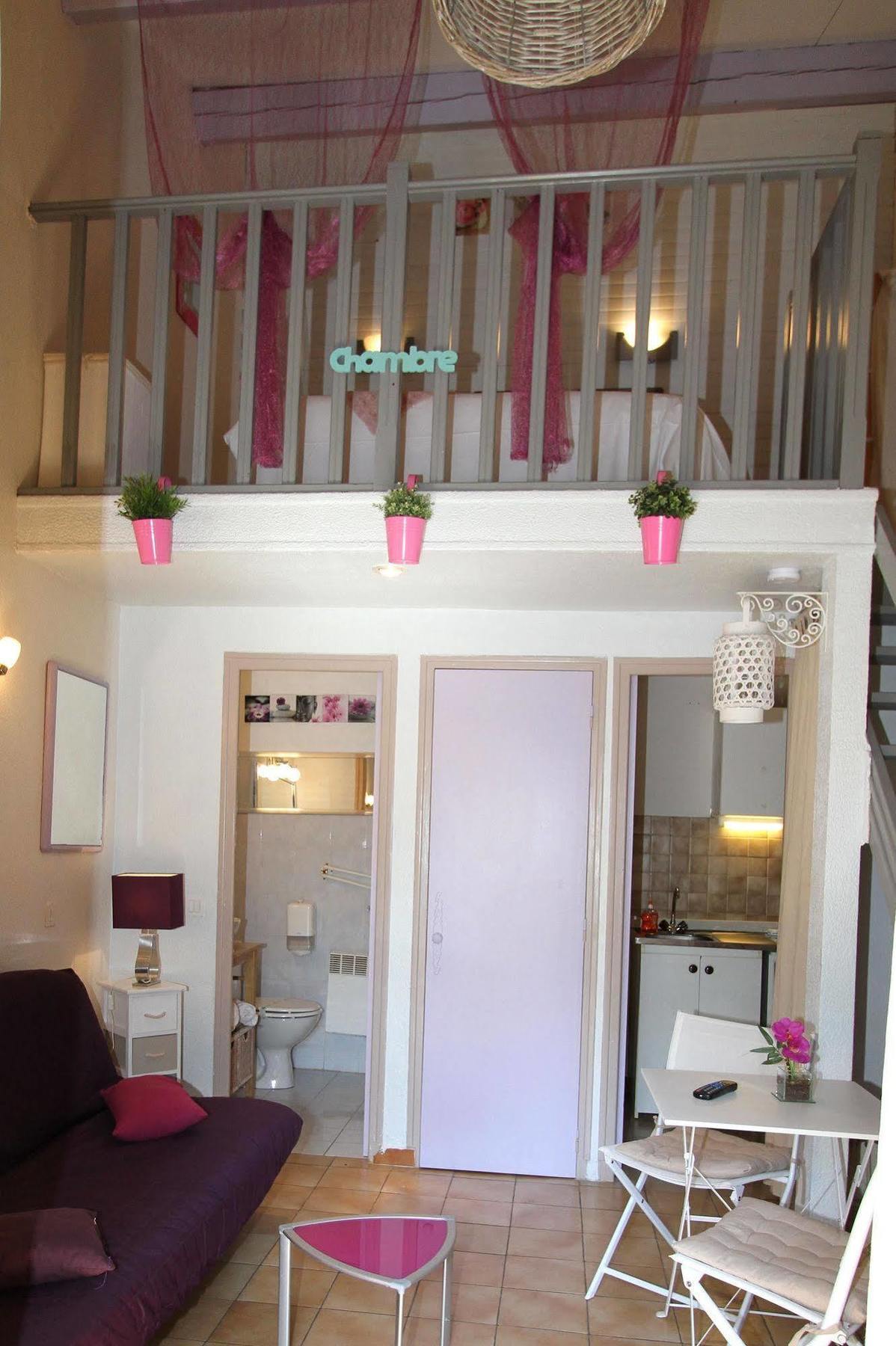Auberge Des Pins 투레트 외부 사진